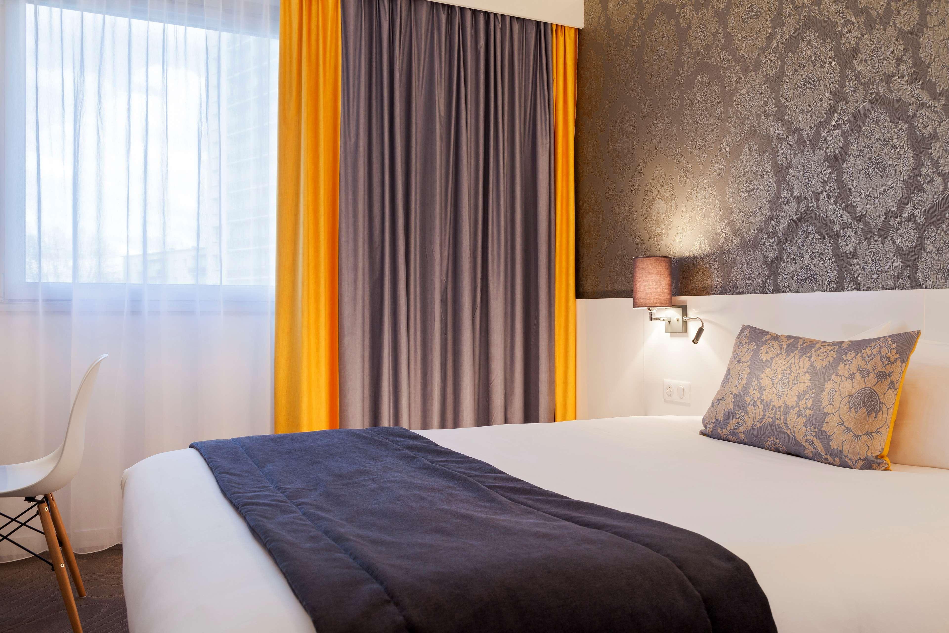 Hotel Kyriad Tours St Pierre Des Corps Gare Saint-Pierre-des-Corps Exterior photo
